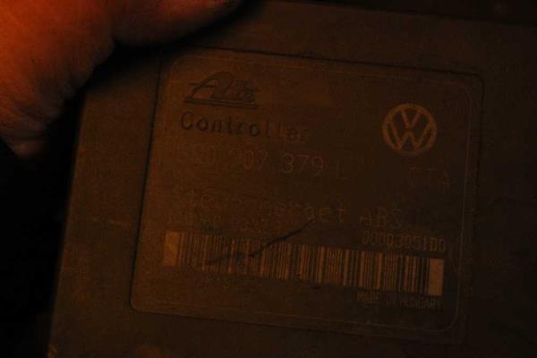 BLOC ABS VW / AUDI / SEAT / SKODA - Vue 3